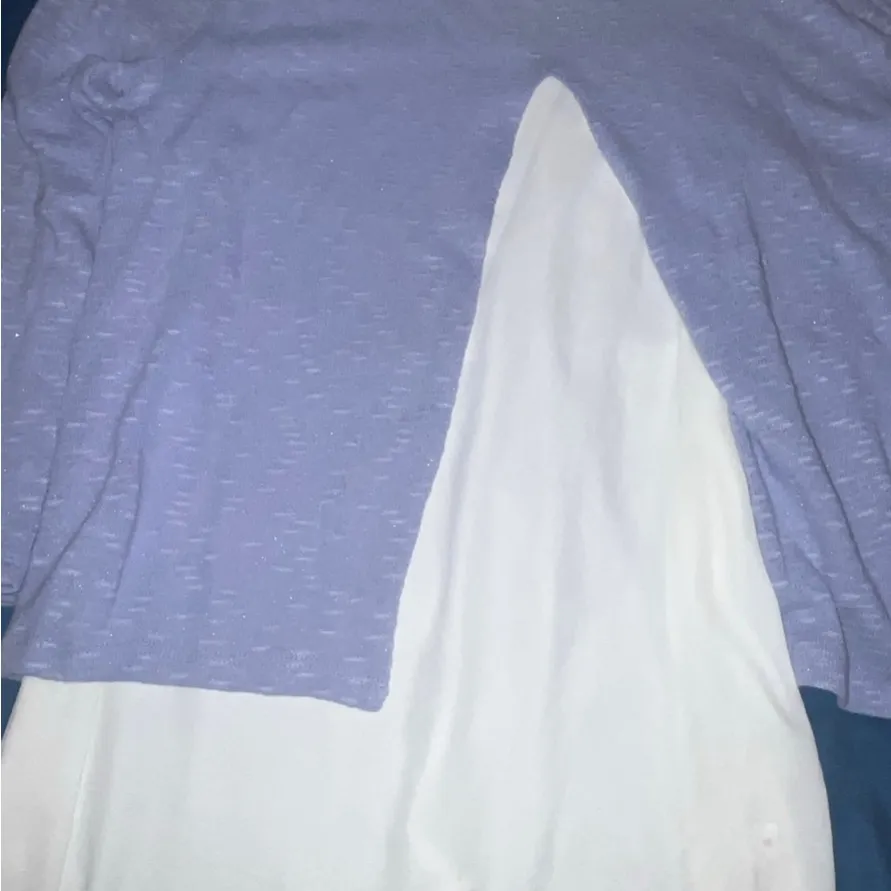 LOFT Light Blue and White Blouse - Image 3