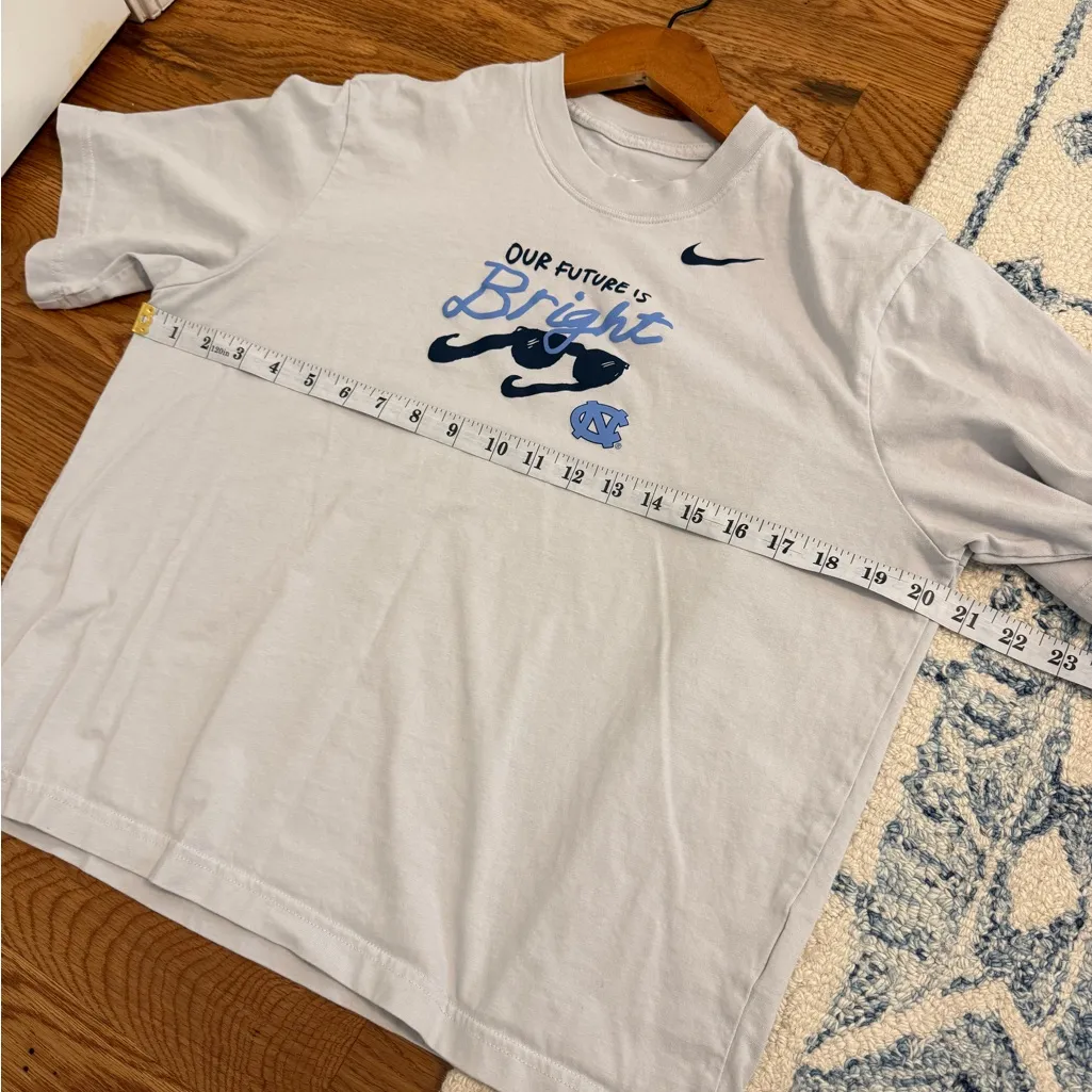 Nike North Carolina UNC Women's Our Future is Bright T-Shirt Size Small - Image 7