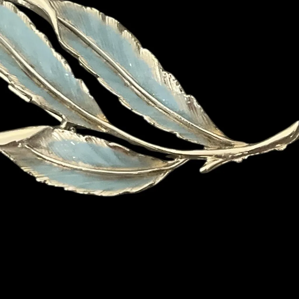 Vintage Estate Silver Tone Leaf Powder Blue Enamel Leaves Brooch Pin - Image 5