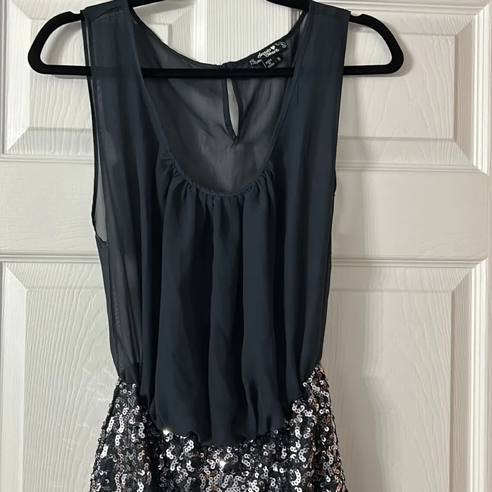 Fun sparkling dress - Image 3