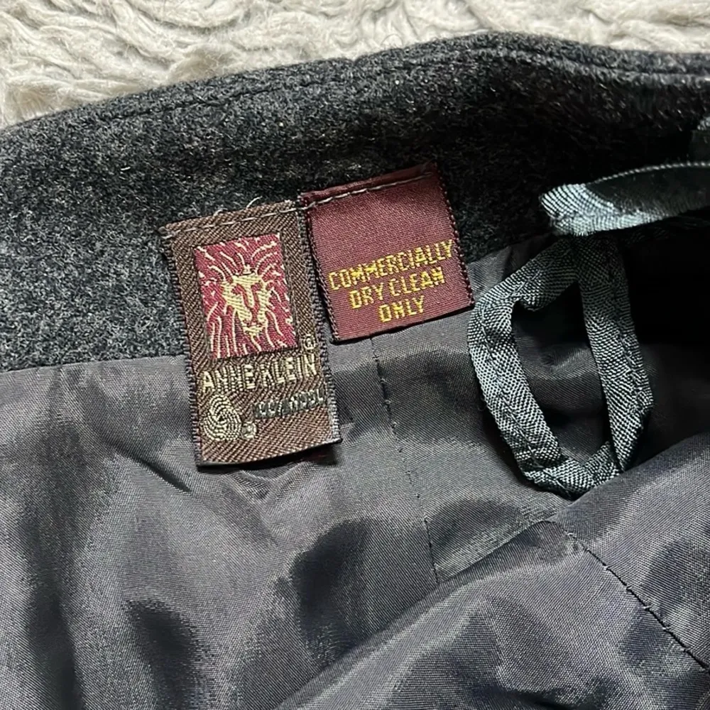Last chance…Vintage Anne Klein Wool Skirt Gray Pencil Union Label USA 2 4 - Image 4
