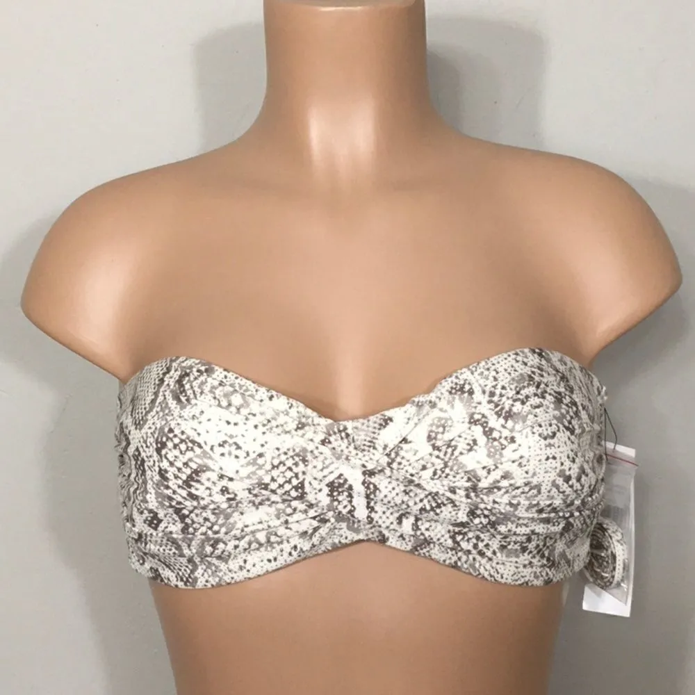 Carmen Marc Valvo bikini top. NWT - Image 3