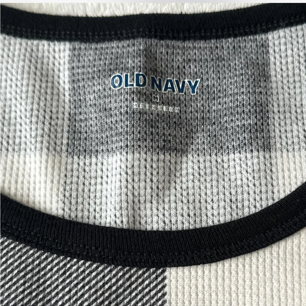 Old Navy  Buffalo Check thermal PJ set - Image 3