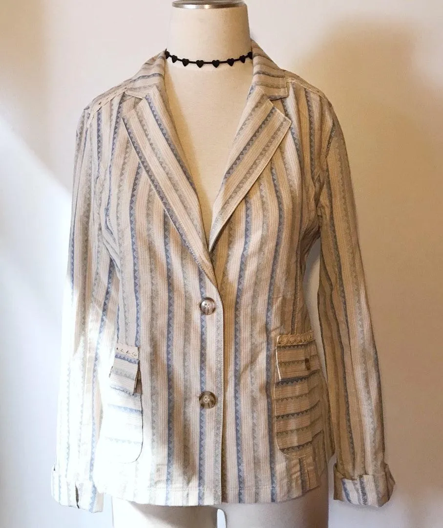 Striped Cute Blazer - Image 3