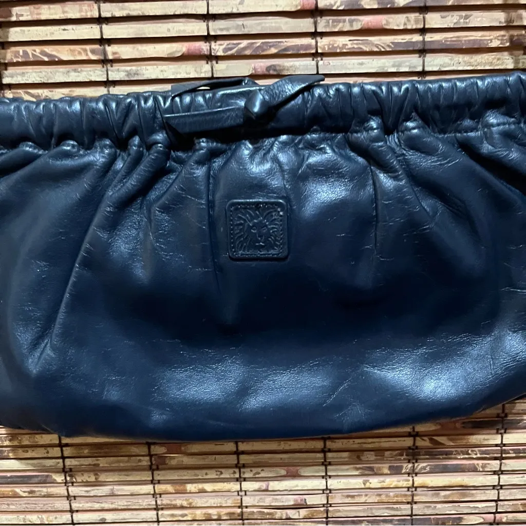 Anne Klein  Elegant Black Crossbody Bag - Image 2