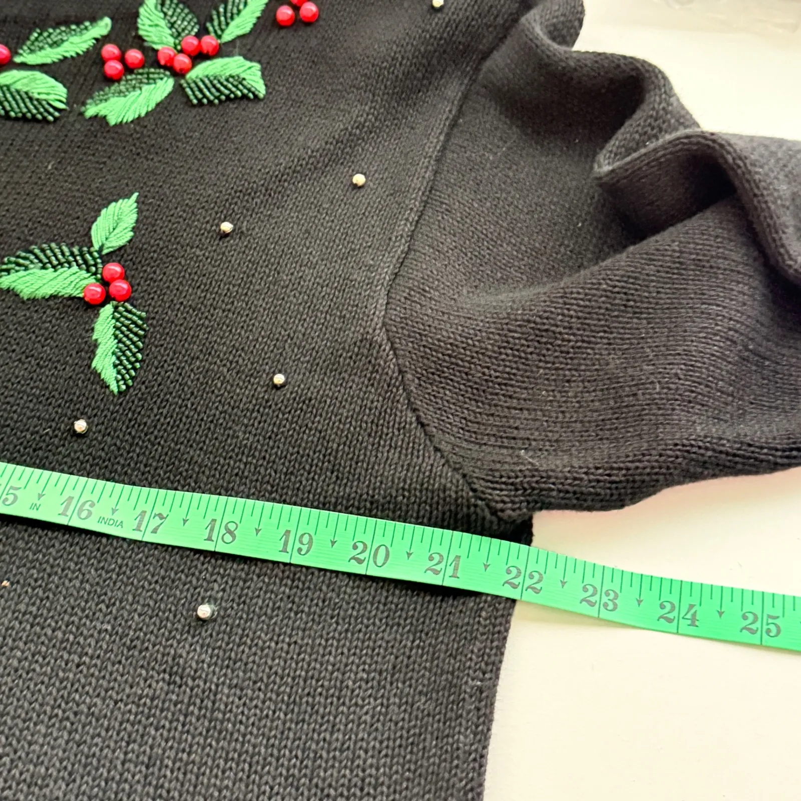 Christmas Holly Berry Beaded Holiday Sweater Size Lg Embroidered Knit Black - Image 7