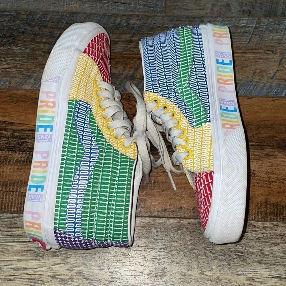 Vans SK8-Hi Pride Rainbow Shoes like new unisex - Image 3
