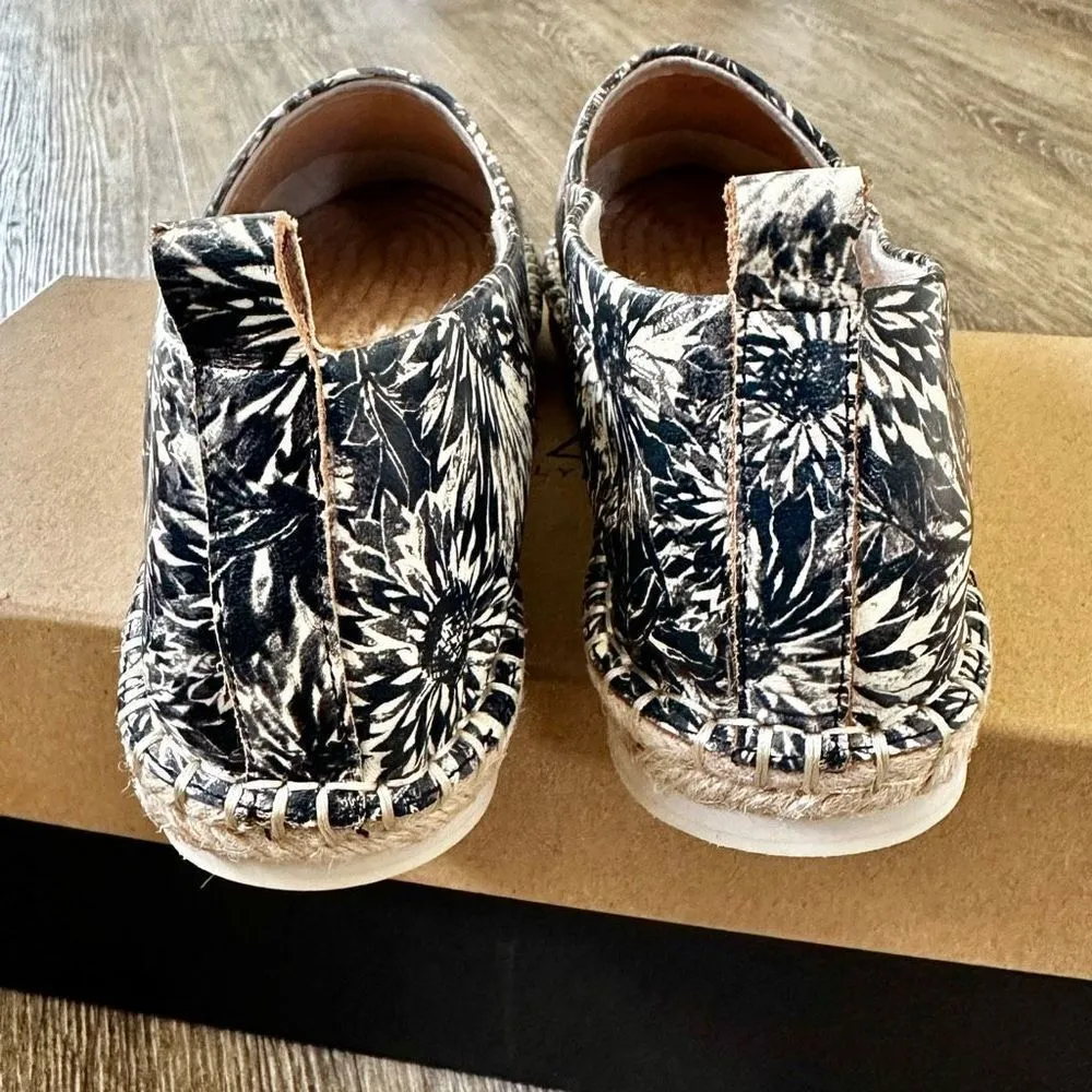 Kelsi Dagger  Brooklyn Juniper espadrille - Image 9