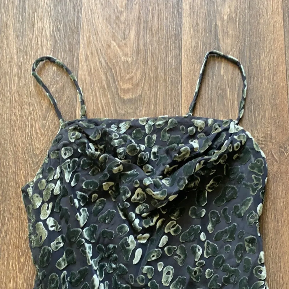 the Label Gabi Leopard Dress - Image 4