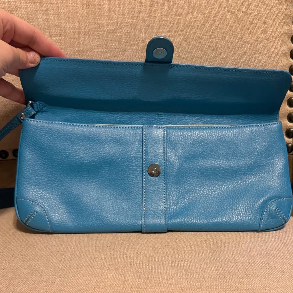 LOFT Teal Leather Wristlet/Clutch - Image 4