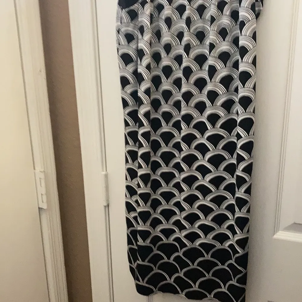 FINAL MARKDOWN MAGGY London shift style dress 8 - Image 2