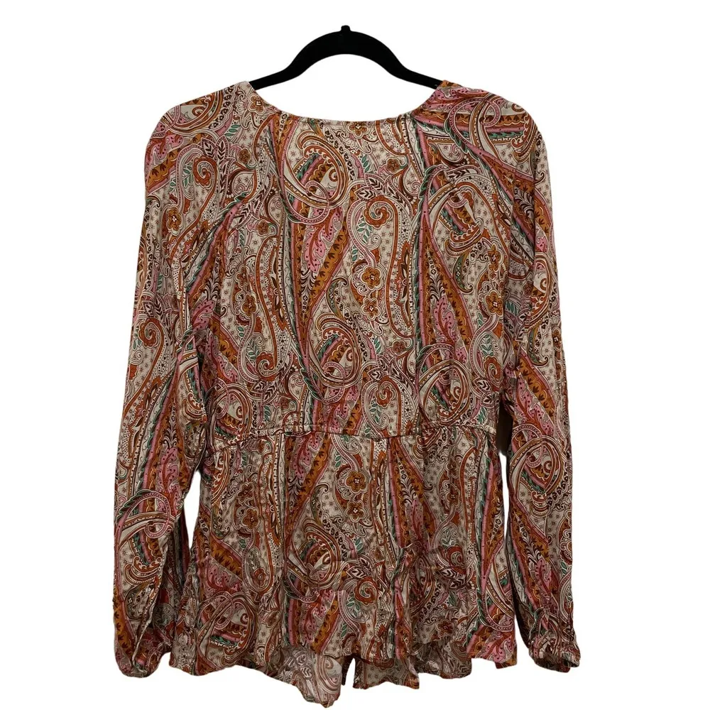NWT- Lovestitch Paisley Print Ivy Tie Front Top - Image 4