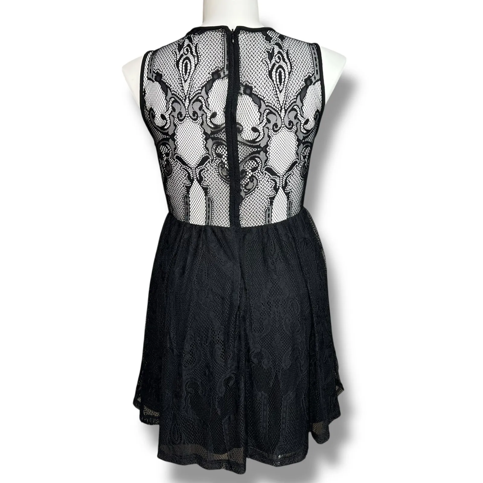 Express Womens Party Dress Fit & Flare Sheer Lace Bodice Back Black Large - Image 4