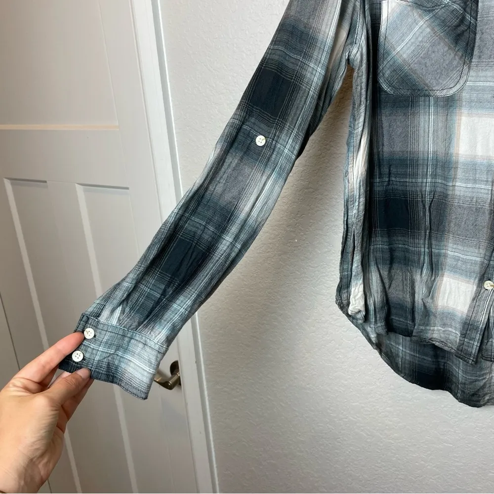 MOSSIMO Women’s Black and Gray Plaid Button Down Shirt Size XL - Image 4