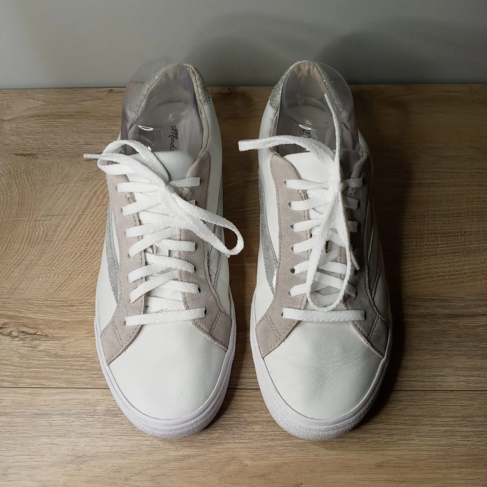Madewell Sidewalk Low Top Sneakers White Leather Silver Accent Women 10 Mens 8.5 - Image 3