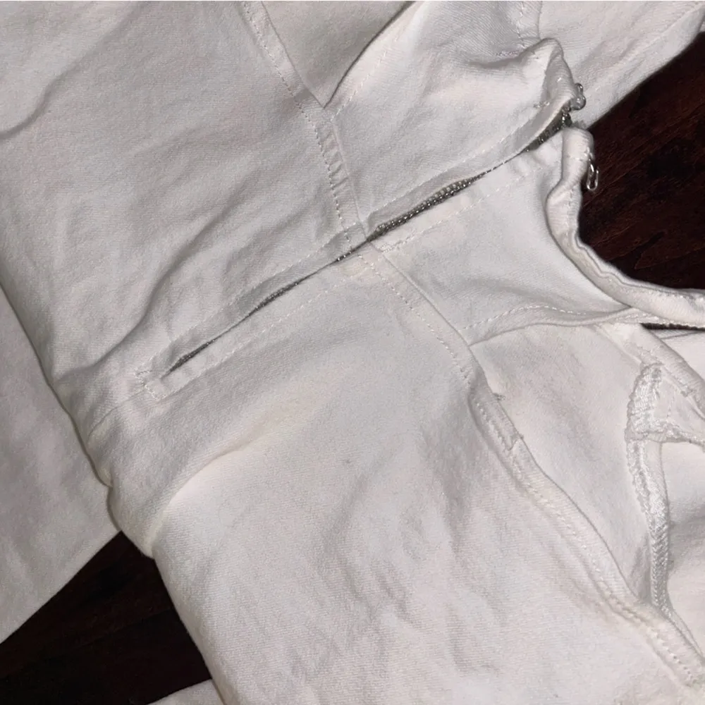 Edikted Kira Cutout White Flare Jeans Party Going Out Bar - Image 3