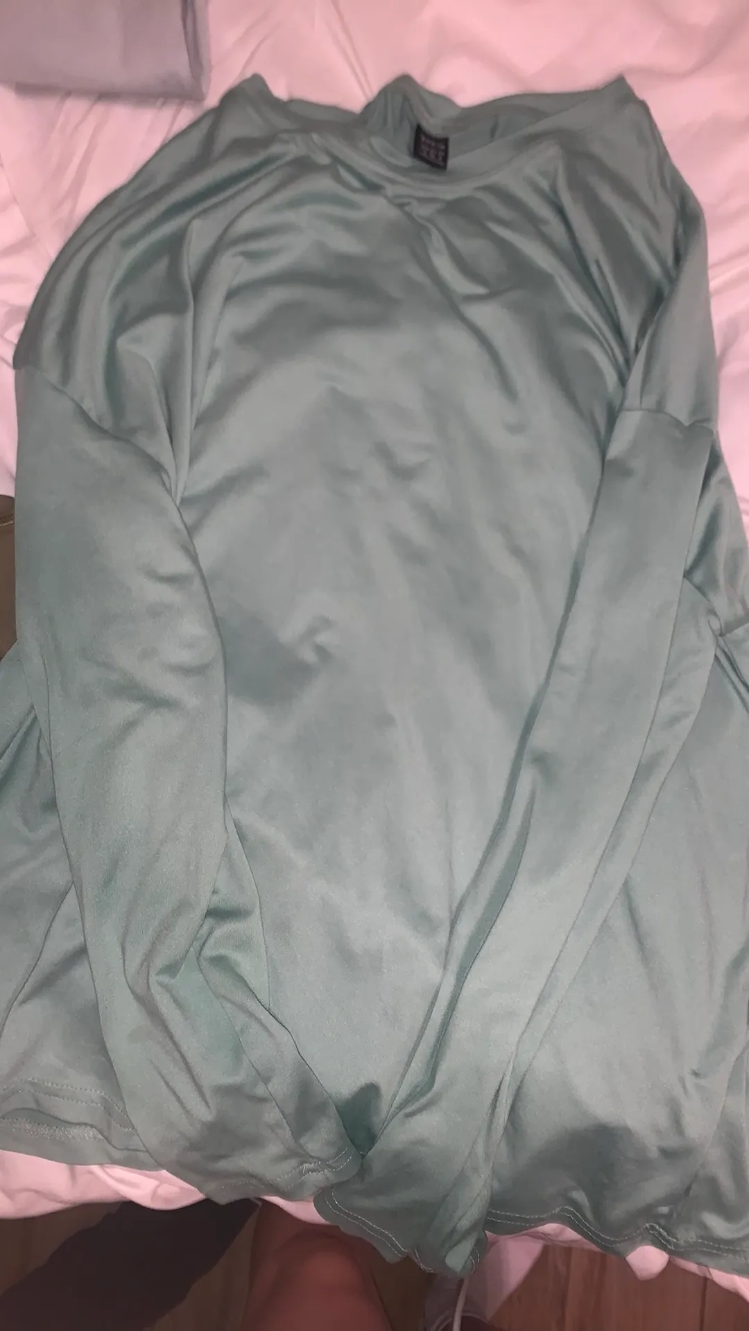 Cute Long Sleeve Surf Shirt Green - Image 2