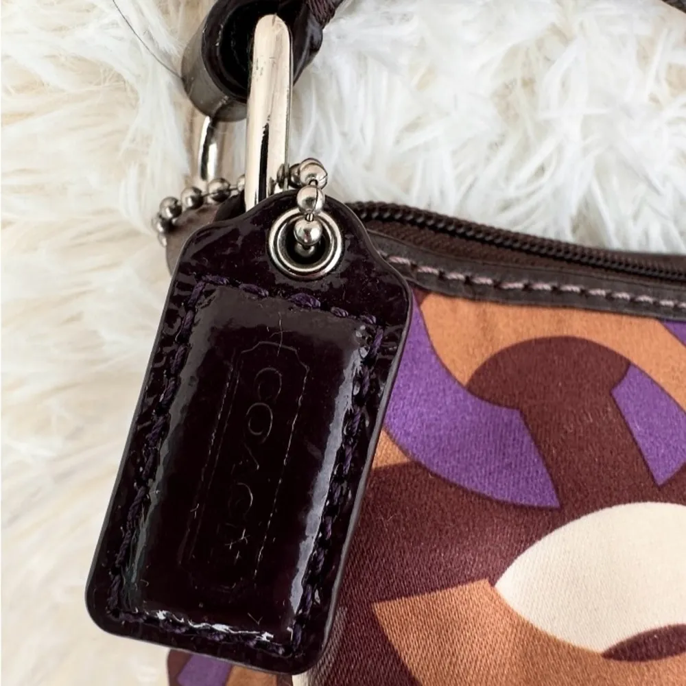 Coach Madison Chainlink Top Handle Pouch - Image 4