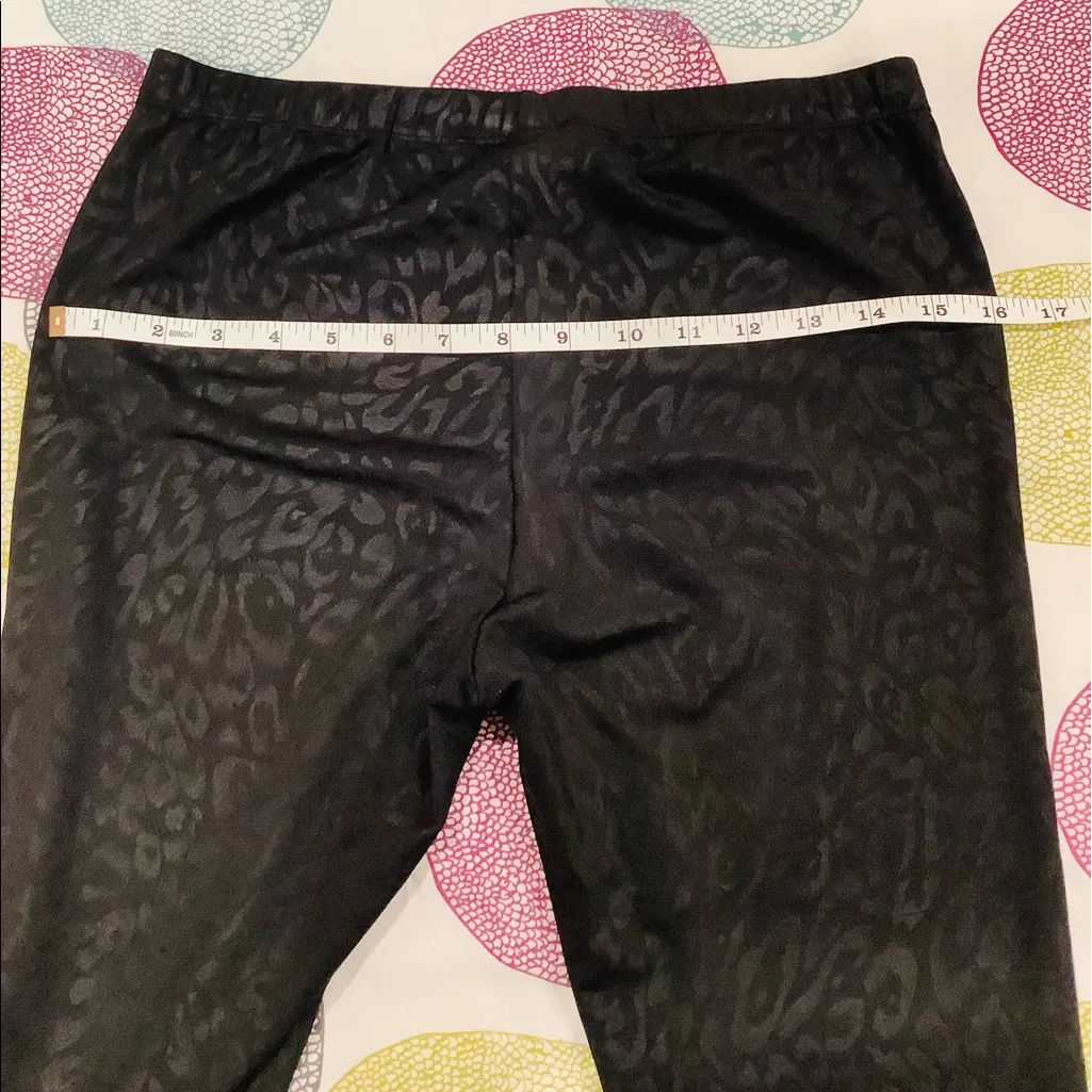 NEW slightly shiny stretchy long leggings 🌸 Black Size M - Image 2