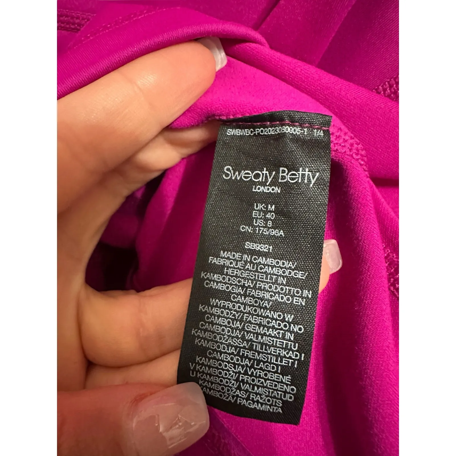 SWEATY BETTY Pro Run Half Zip Base Layer Top magenta fusion purple Size Medium - Image 6