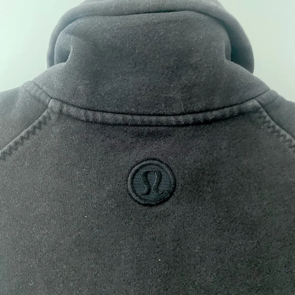 Lululemon Scuba Cuddle Up Jacket Black Womens 8 Zip up Athleisure Outdoors Warm - Image 10