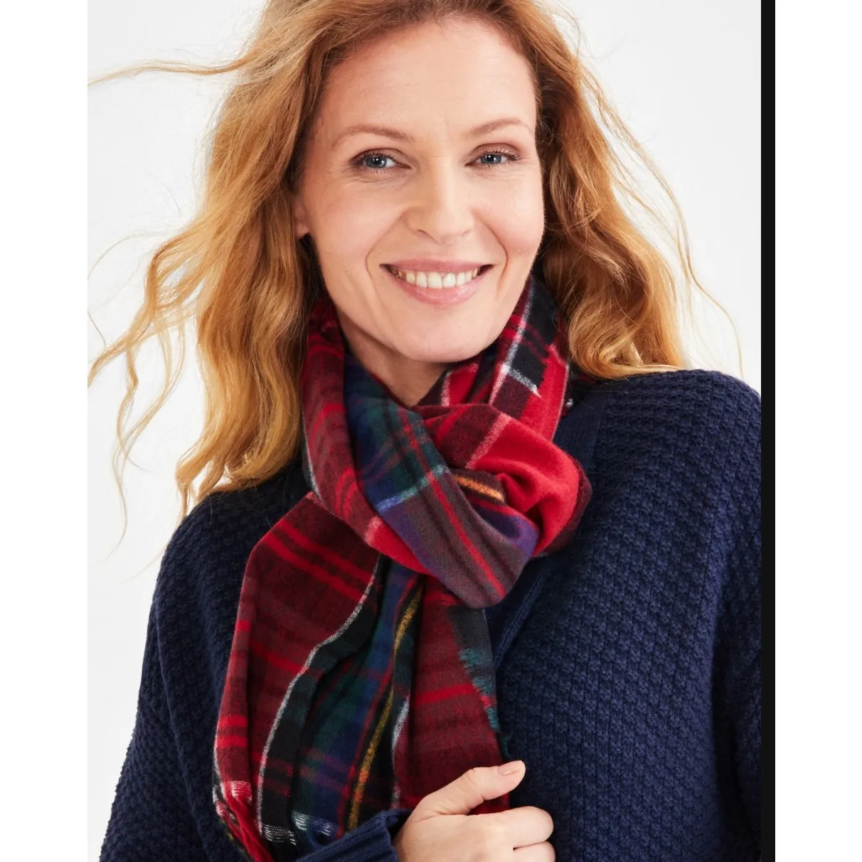 Brand New Style & Co Women's Size OS Red Green Plaid Scarf Wrap Christmas - Image 2