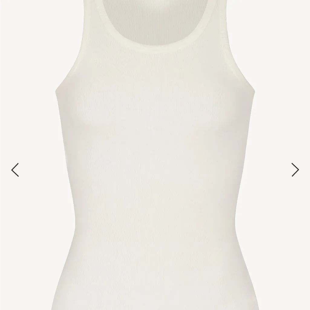 Eterne Ribbed Tank Size XS - Image 3