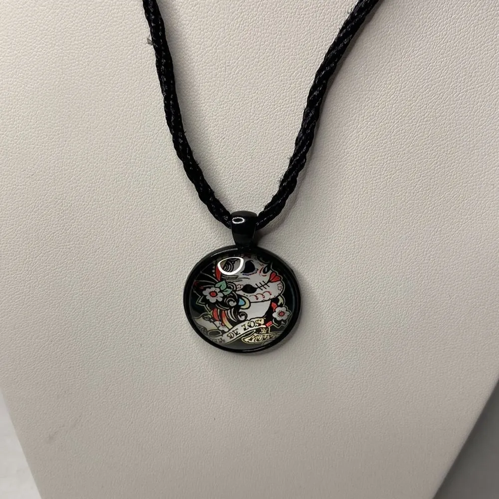 Sugar Skull Pendant, Day of the Dead, Black Cord Necklace, Gothic, 16 in‎ - Image 3