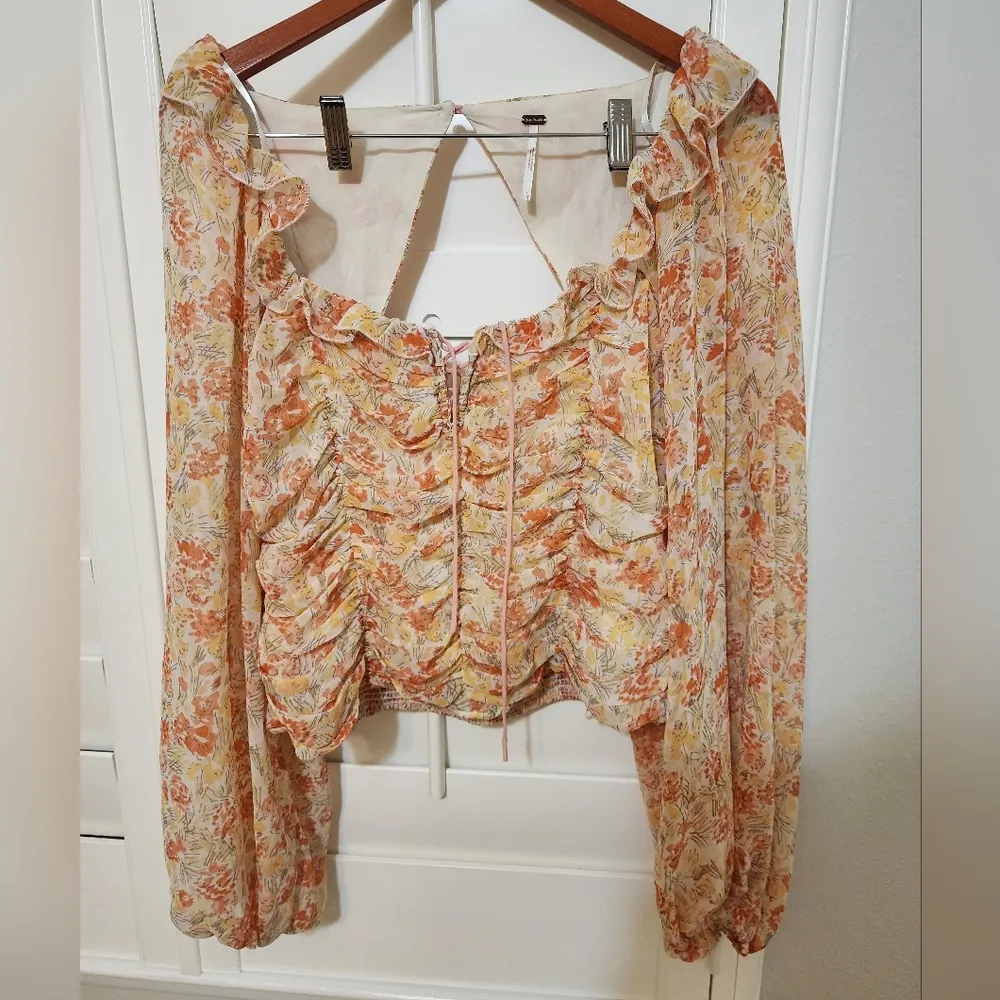 Free People mabel printed ruched blouse - Image 3