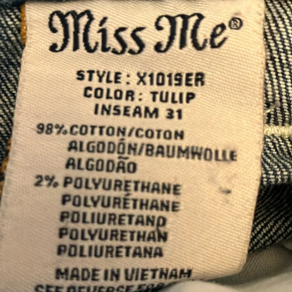 Miss Me: Tulip Color (X1019ER) Distressed Blue Jeans- Easy Boot- 28 - Image 5