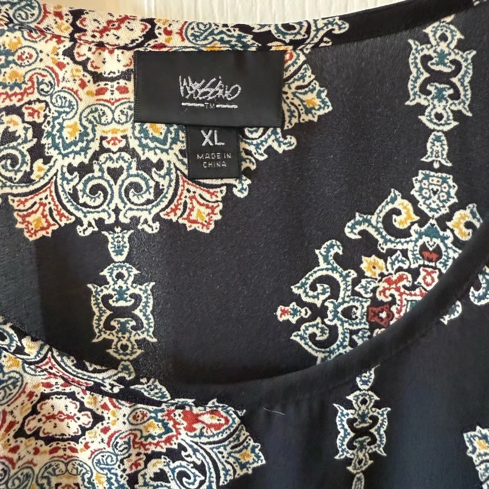 Mossimo Tunic Style Top, Black Moroccan Medallion Pattern, Women's Size XL - Image 7