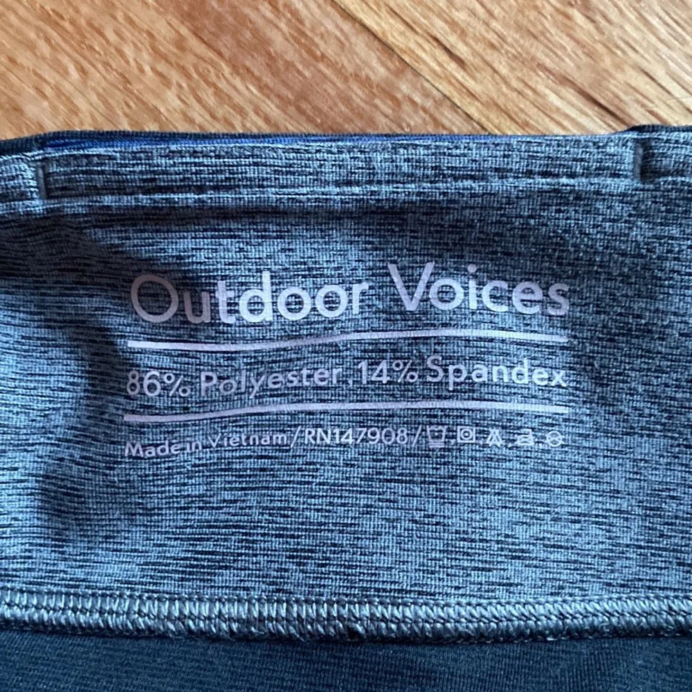 Outdoor Voices Springs 7/8 Leggings Color block Blue Gray Navy Graphite Gradient - Image 3