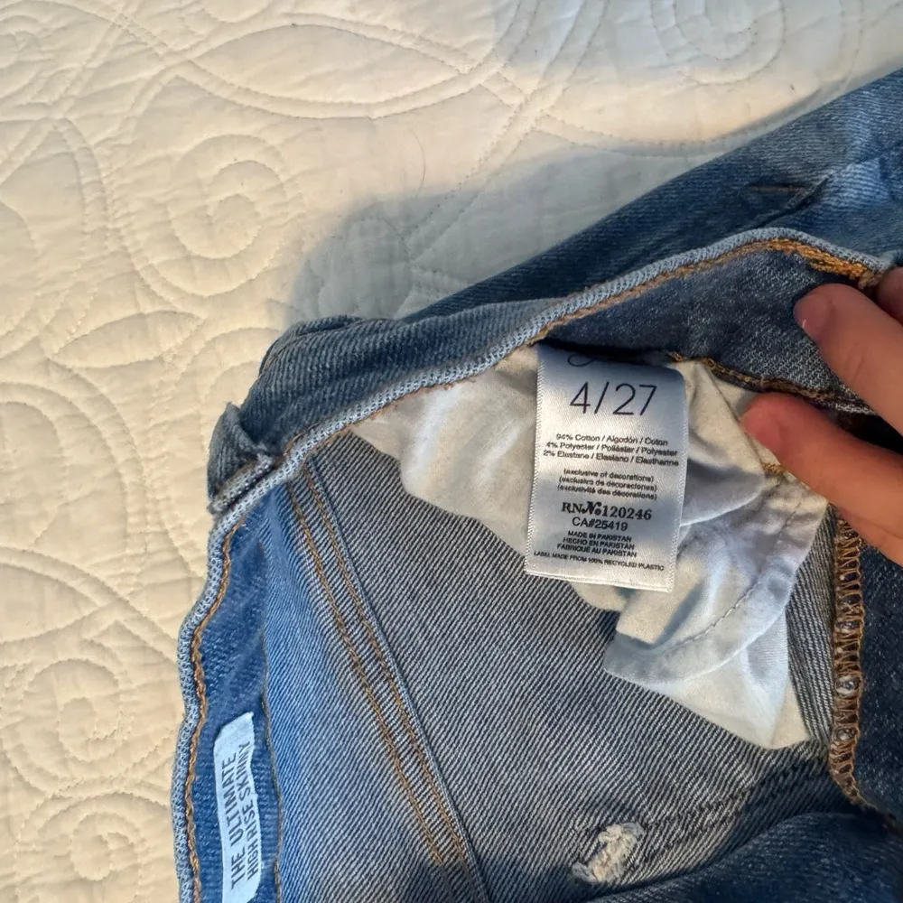 Kensie Light Blue High-Rise Jeans - Image 4