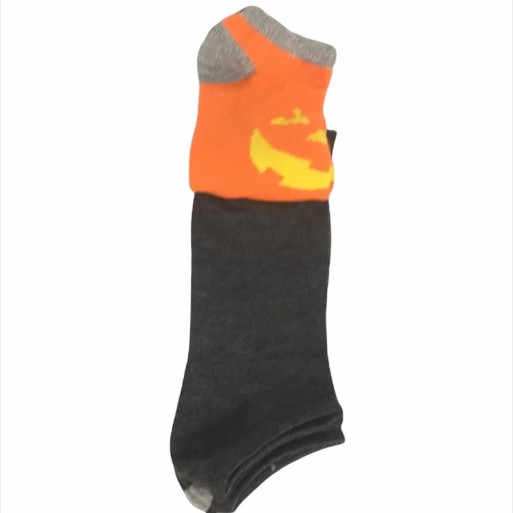 Hallmark Pumpkin and Ghost Ankle Socks, 3 Pack - Image 3