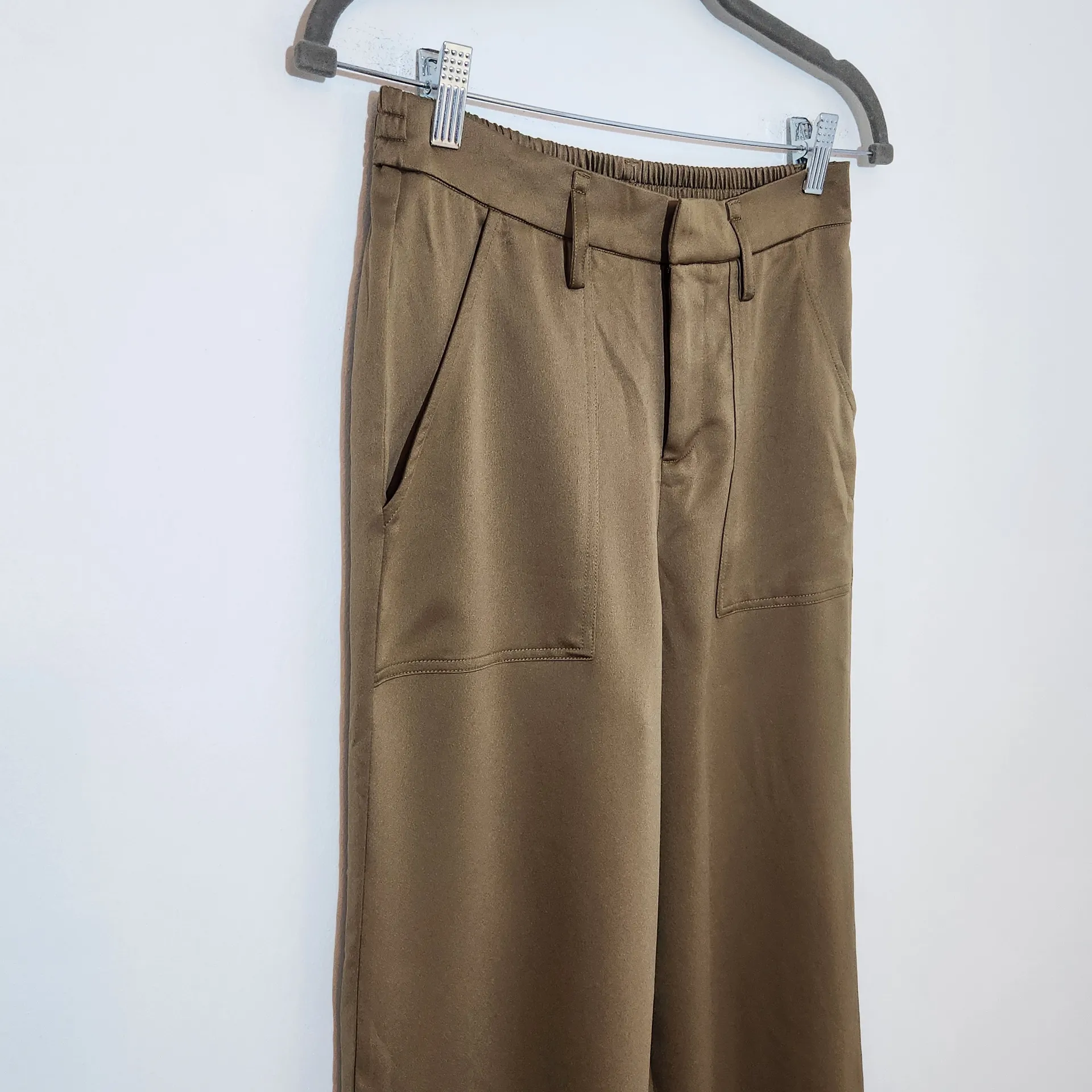Joie Brown Satin Dress Pants NWOT Size Small Joie Satin Brown Trousers - Image 3
