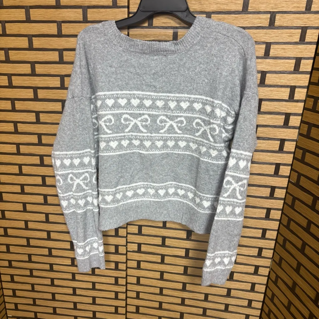 No Boundaries  Gray Bow Print Button Front Cardigan Size Small - Image 2