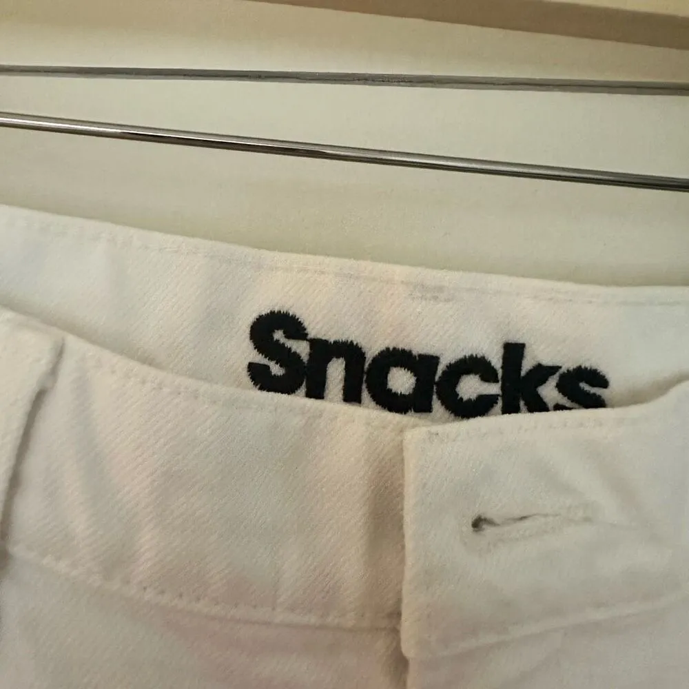 Mother Snacks Women’s 32 White Double Stack Hover Fray White Jeans - Image 2