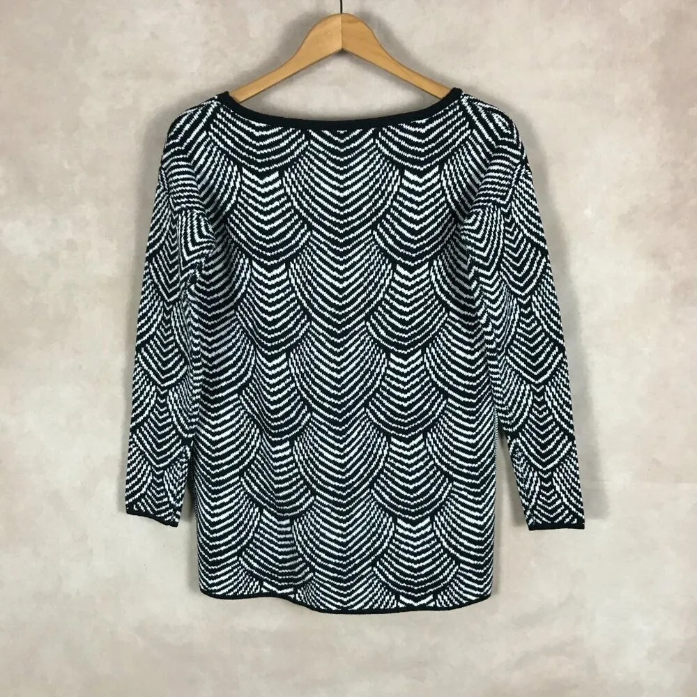 BCBGeneration Scalloped Pattern Boatneck Sweater XS - Image 10