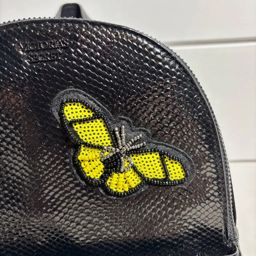 Victoria Secret HOT TROPIC PATCH‎ SMALL CITY BACKPACK - Image 3