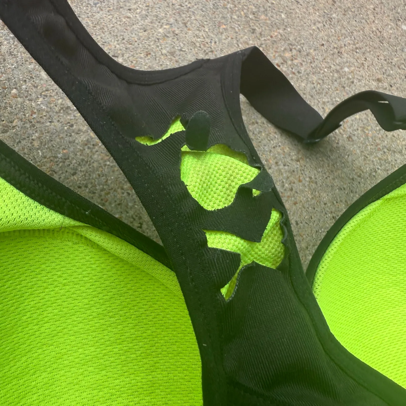 Victoria’s Secret Incredible Sport Bra 34B Underwire Padded Racerback Blue Green - Image 3