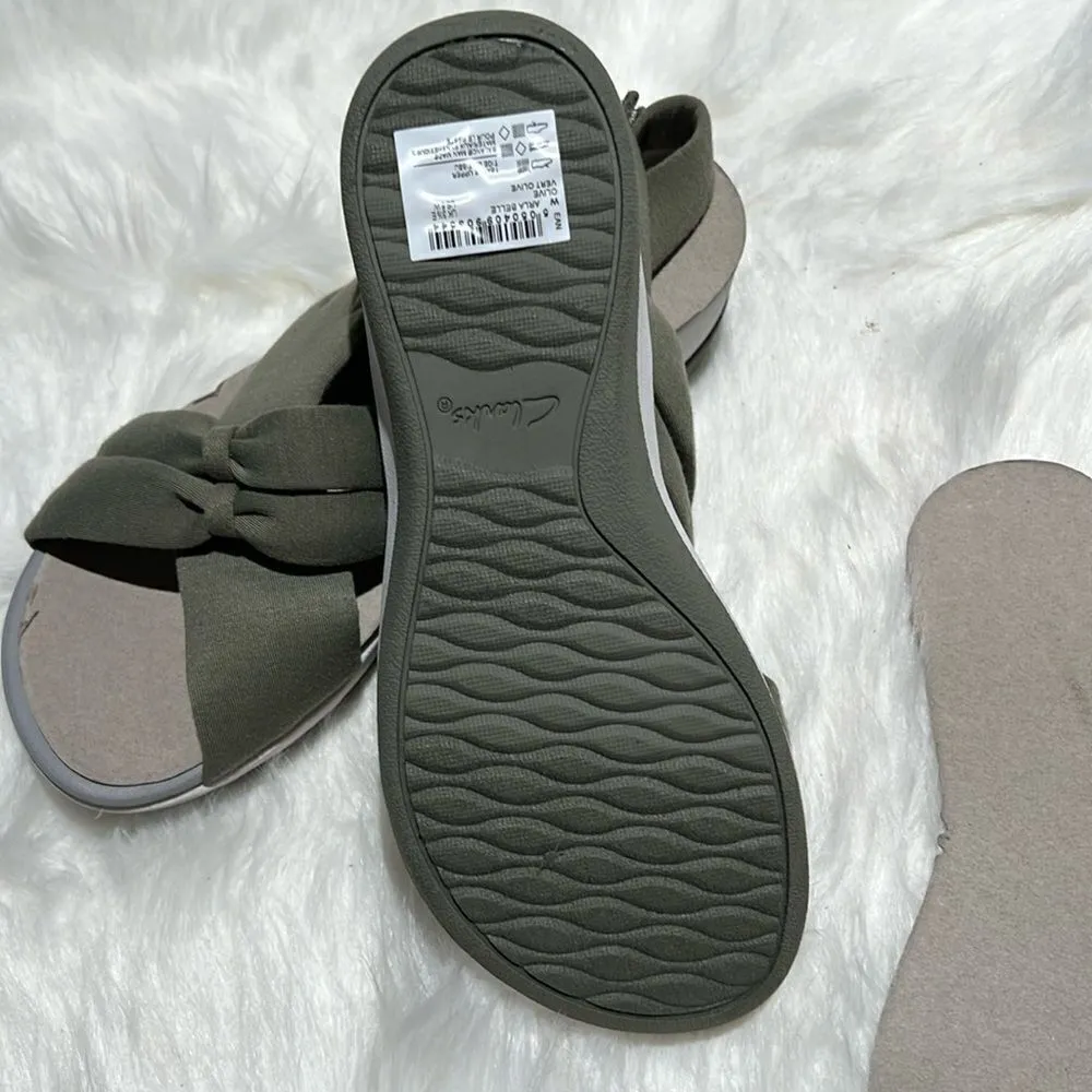 Cloudsteppers by Clarks Arla Belle Sandal  Size 6W.  B82 - Image 9