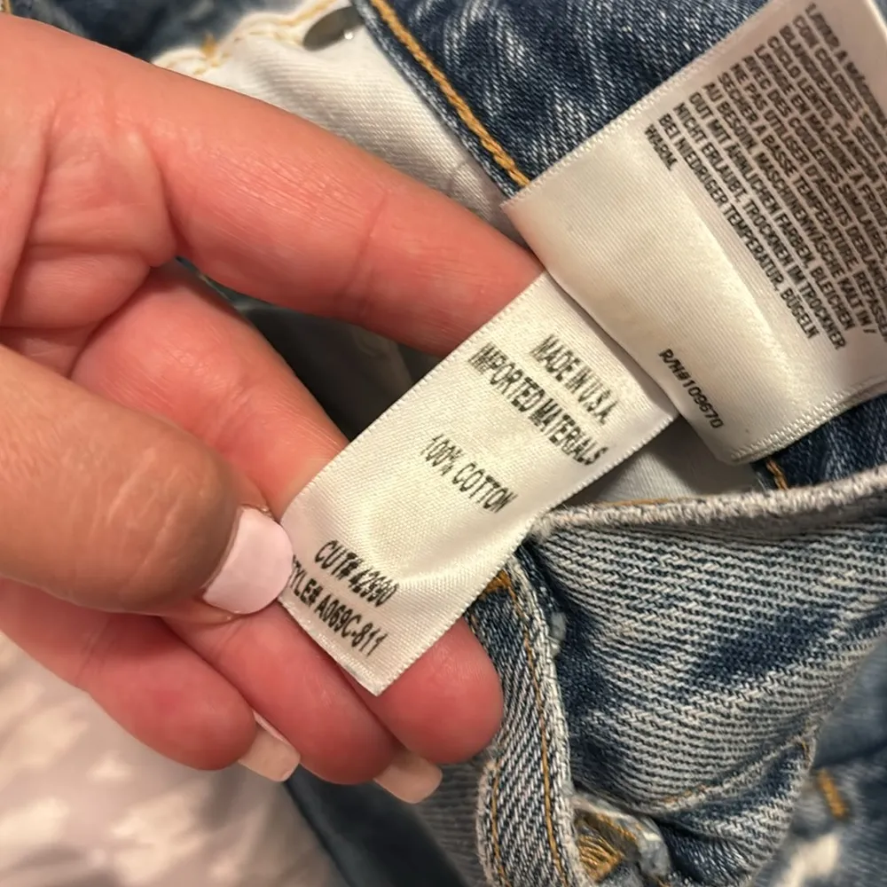 AGOLDE 90’s High Waisted Distressed Straight Leg Jeans - Image 4