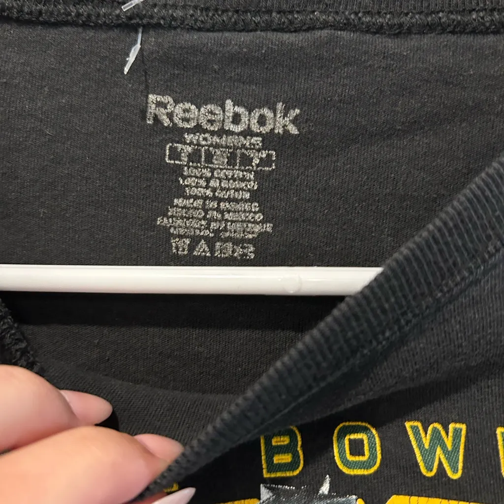 Vintage Reebok Women’s Aaron Rodger’s Super Bowl MVP Shirt small - Image 3