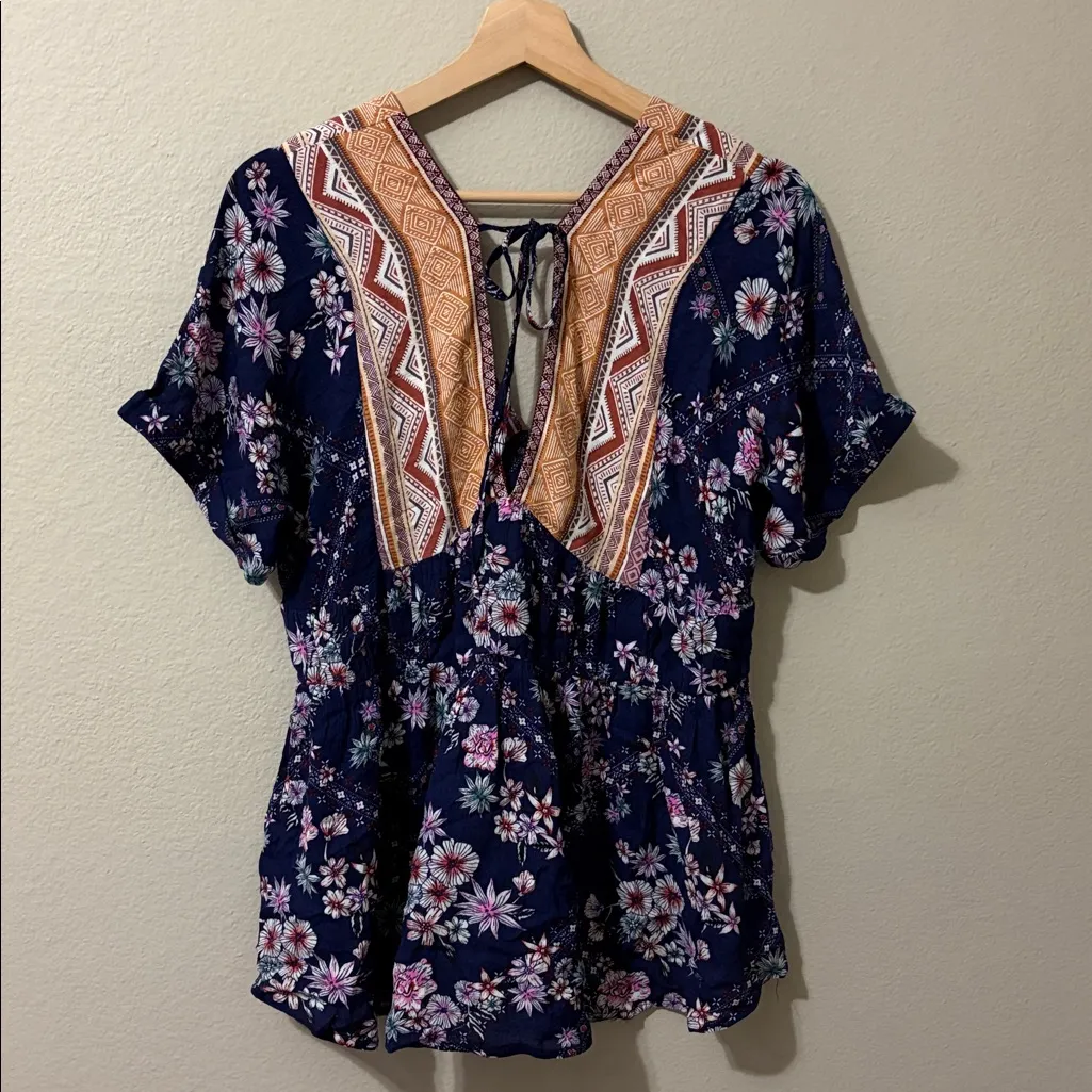 Davi & Dani Floral Print Babydoll Blouse Batwing Sleeve V-Neck Size Small S Boho - Image 4