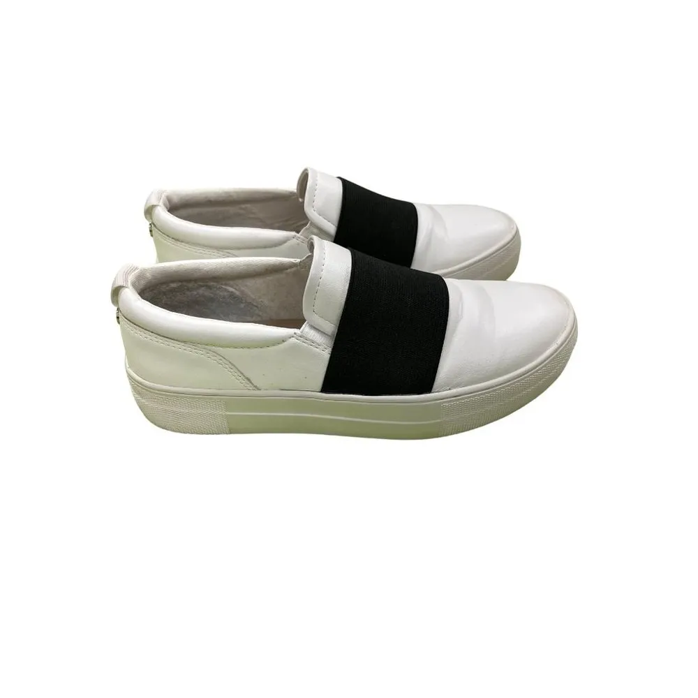 Steve Madden Women's White Slip On Shoes with Black Accent Stripe, Size 8.5 SKU - Image 2