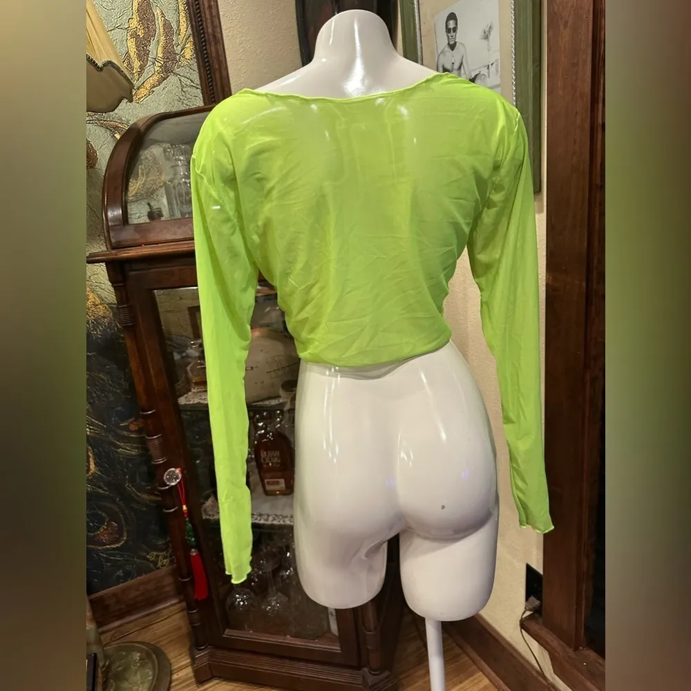 EUC Amazon brand sheer lime crop top long sleeve light weight - Image 4