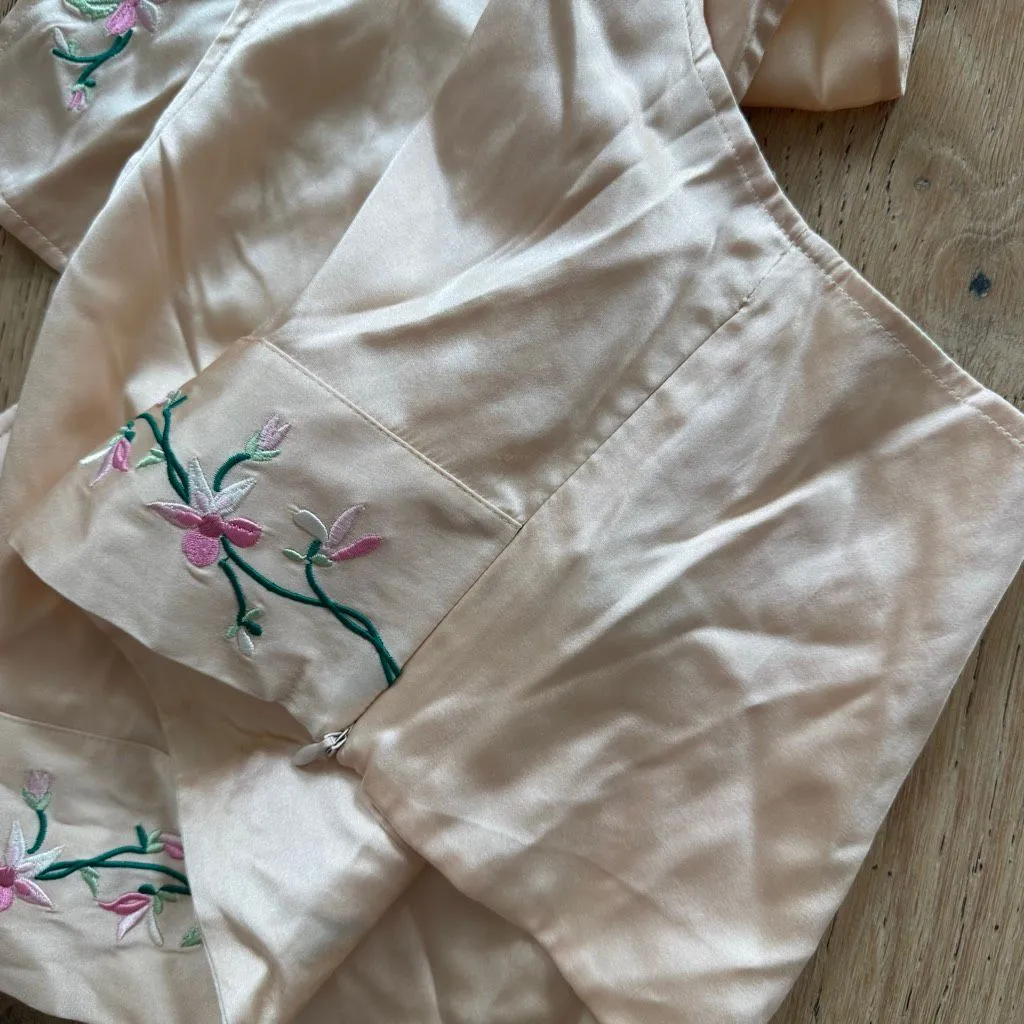 Vintage 92% Silk Y2K Coquette Embroidered Pink Halter Top Medium Floral Romantic - Image 5