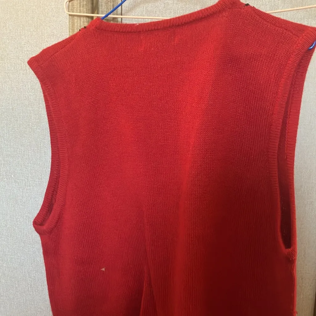 FINAL MARKDOWN Koret Red/Black V - Image 4