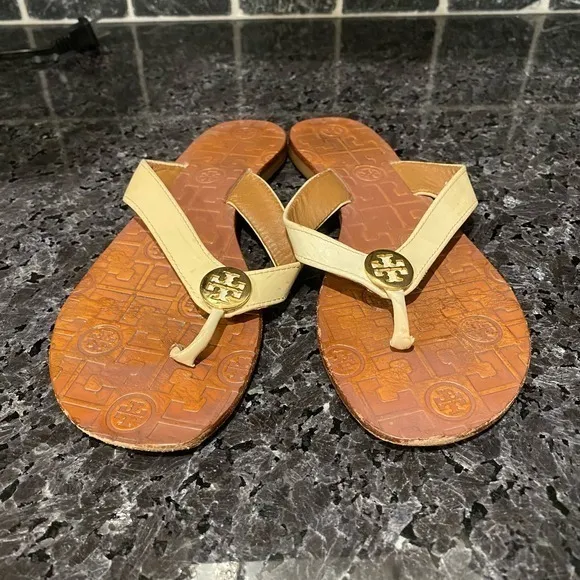 Tory Burch‎ Thora Leather Flip Flop Sandal - Image 2