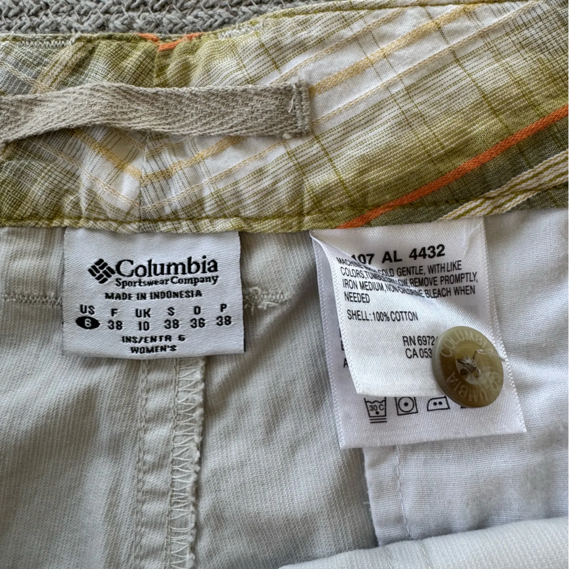 90’s Low Rise Utility Shorts Columbia Cape Kiwanda 6” Short Pumice Khaki Sz 6 - Image 8